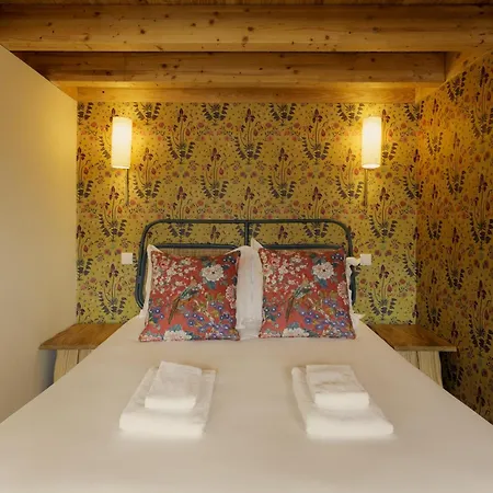 Almada 333 By Lovelystay 4*