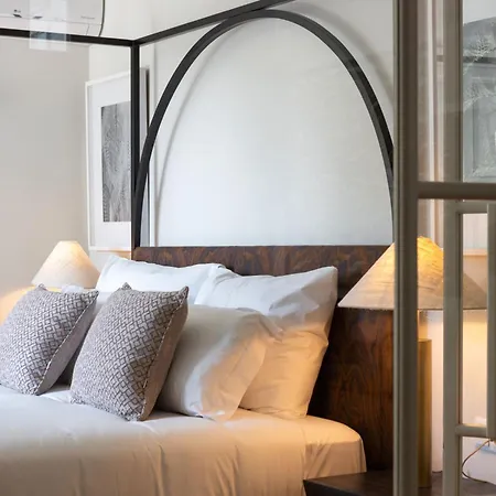 Almada 333 By Lovelystay Otel